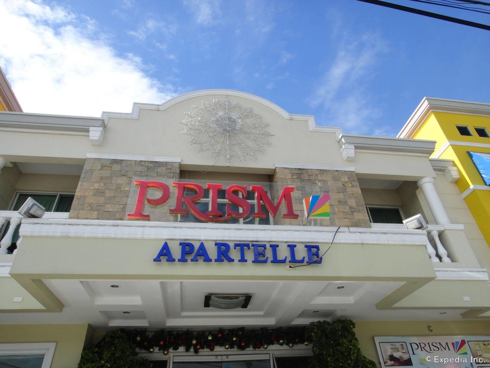 Prism Hotel Angeles Exterior photo